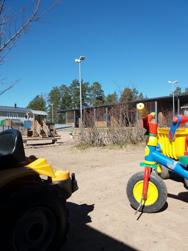 päiväkoti ulkoa.