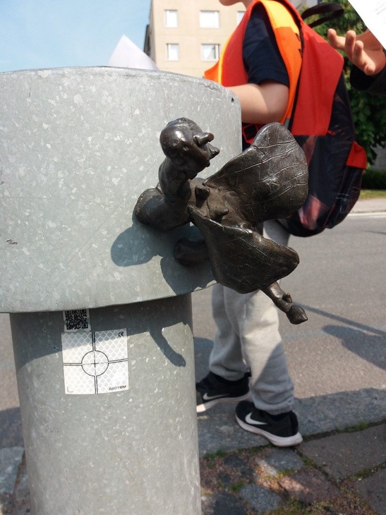 Lohikäärmepatsas.