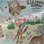 Lapsen tekemä värikäs piirroskuva, jossa on kirjavan kissan (keskellä) lisäksi pöllö, hirvi, hylje, hiiri lintu ja luontoa.