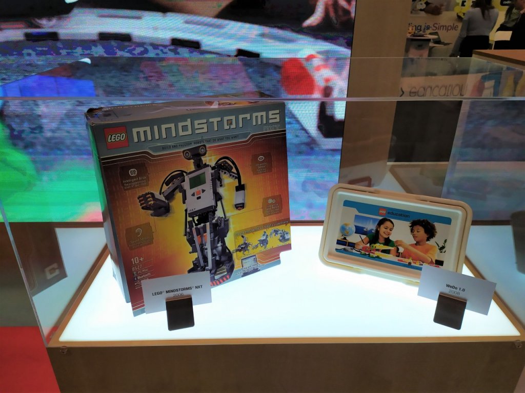 Lego Mindstorms NXT- ja WeDo 1.0, julkaistu 2006 ja 2008