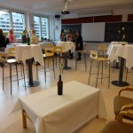 Tarjoilupöydät Turun klassillisen lukion avajaisista marraskuussa 2013