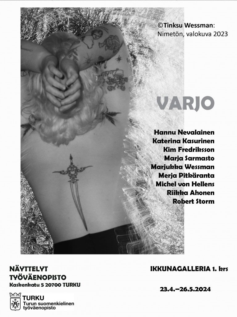Varjo-valokuvanäyttelyn esite: näyttely työväenopiston ikkunagalleriassa (1. krs) 23.3.–26.5.2024