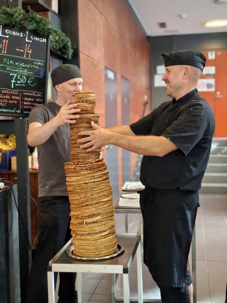 "Plättytorni", 90 cm korkea.